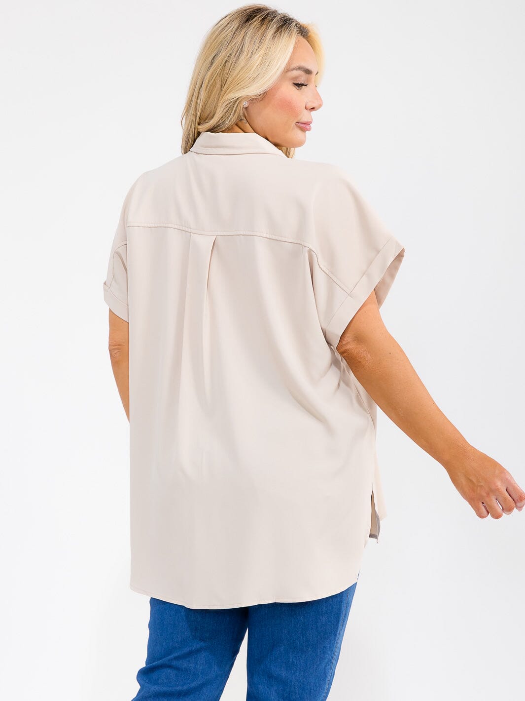 PLUS SIZE SHORT SLEEVE V-NECK BUTTON UP FRONT POCKET HIGH LOW TOP