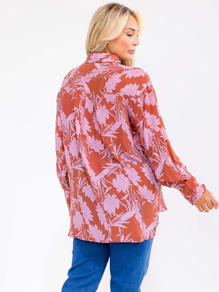 PLUS SIZE LONG SLEEVE BUTTON UP HIGH LOW LEAF PRINT TOP