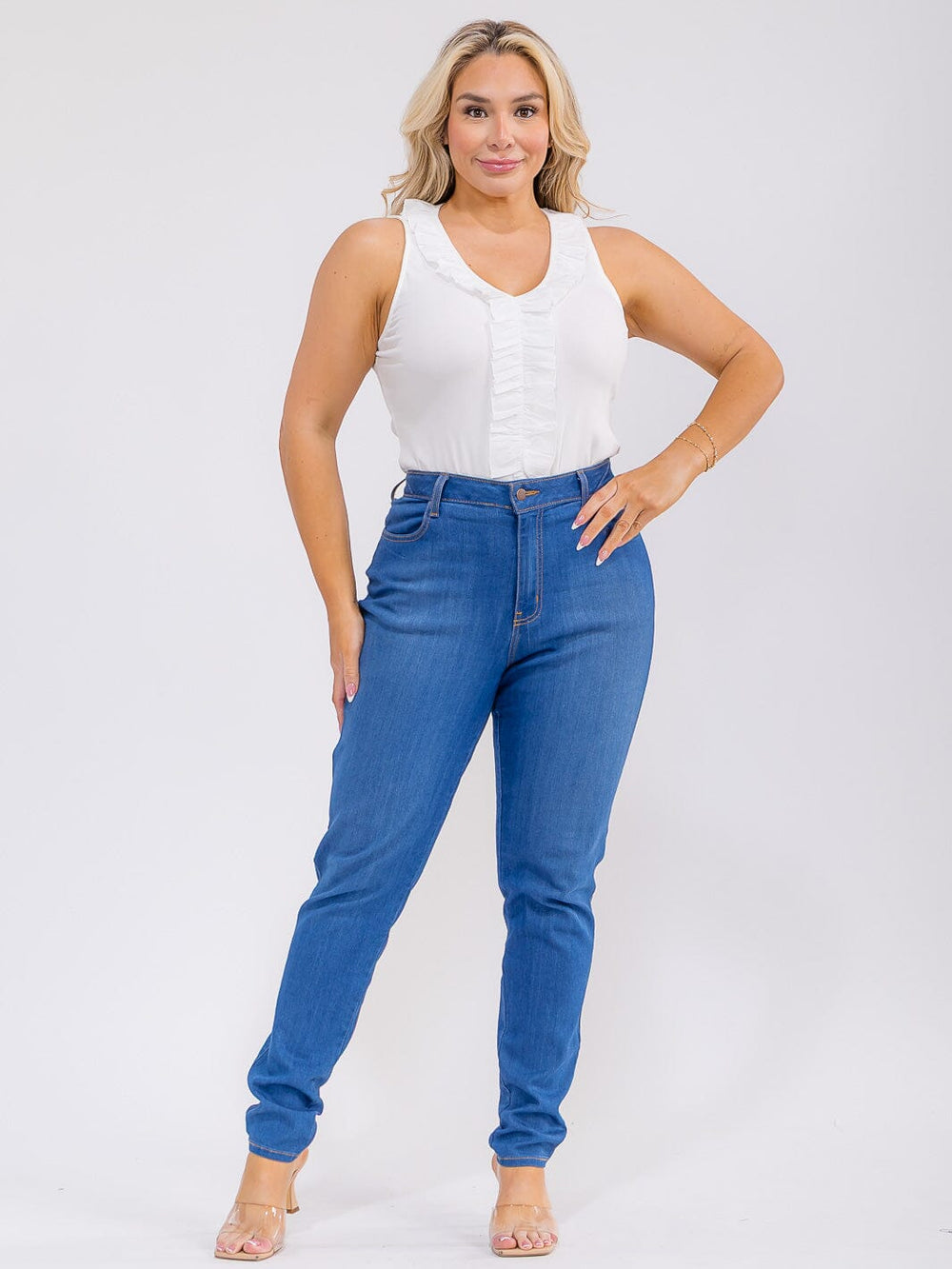 PLUS SIZE SLEEVELESS V-NECK RUFFLES RIBBED BODYSUIT