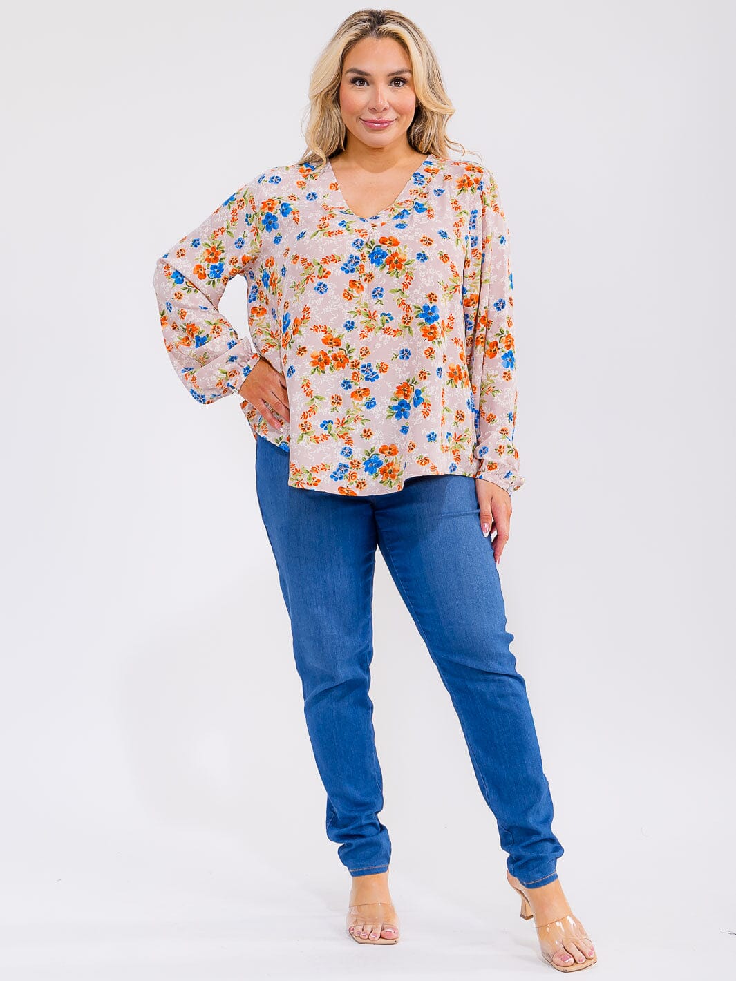 PLUS SIZE LONG SLEEVE V-NECK FLORAL BLOUSE