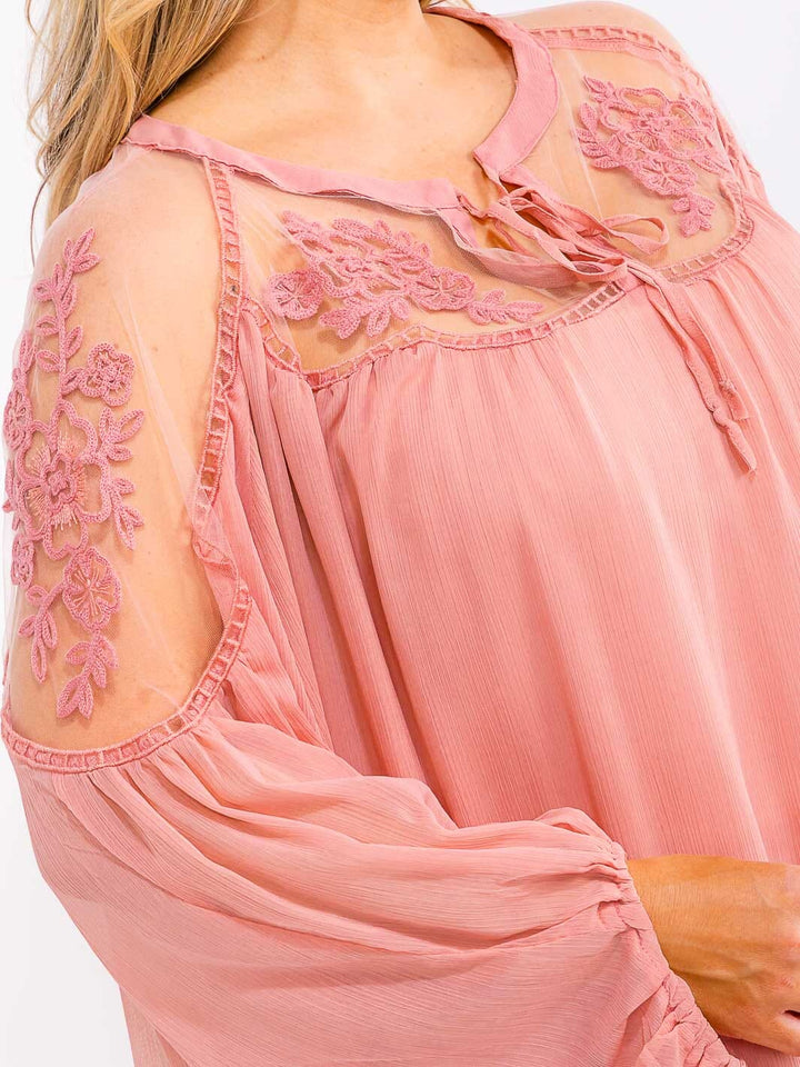 PLUS SIZE LONG SLEEVE LACE DETAILED TUNIC BLOUSE