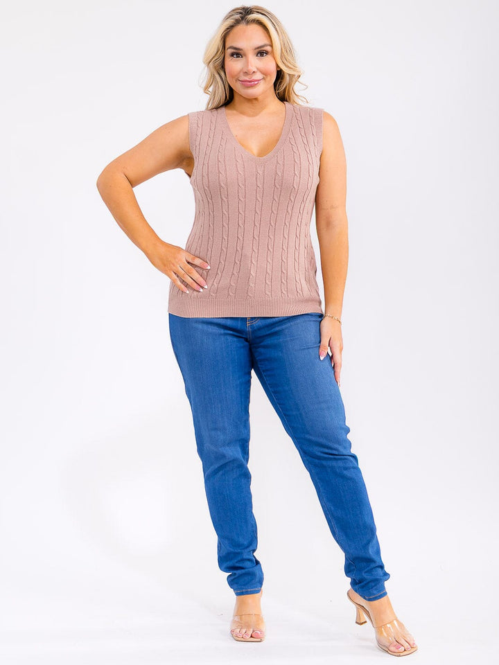 PLUS SIZE SLEEVELESS V-NECK CABLE KNIT TOP