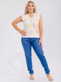PLUS SIZE SLEEVELESS V-NECK MULTI PRINT TOP