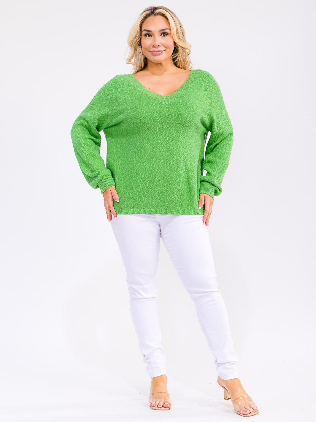 PLUS SIZE LONG SLEEVE V-NECK PULLOVER SWEATER