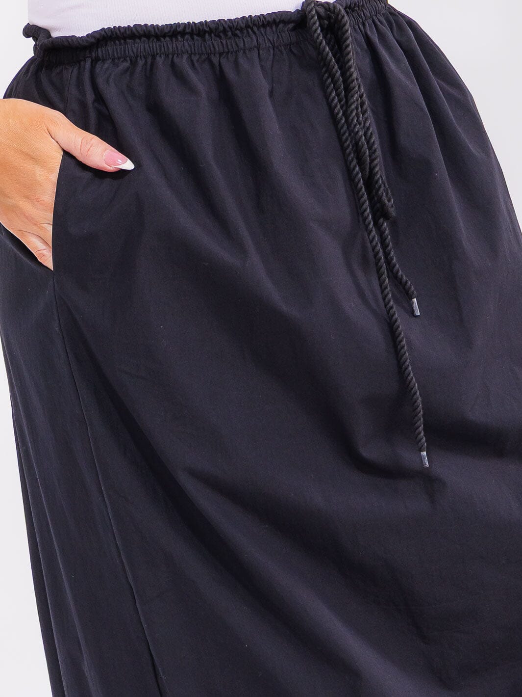 PLUS SIZE ELASTIC WAIST FRONT POCKETS MAXI SKIRT