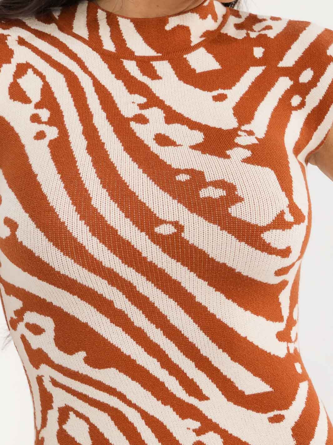 WOMEN'S SLEEVELESS MOCK NECK SIDE SLIT PRINT BODYCON MAXI DRESS