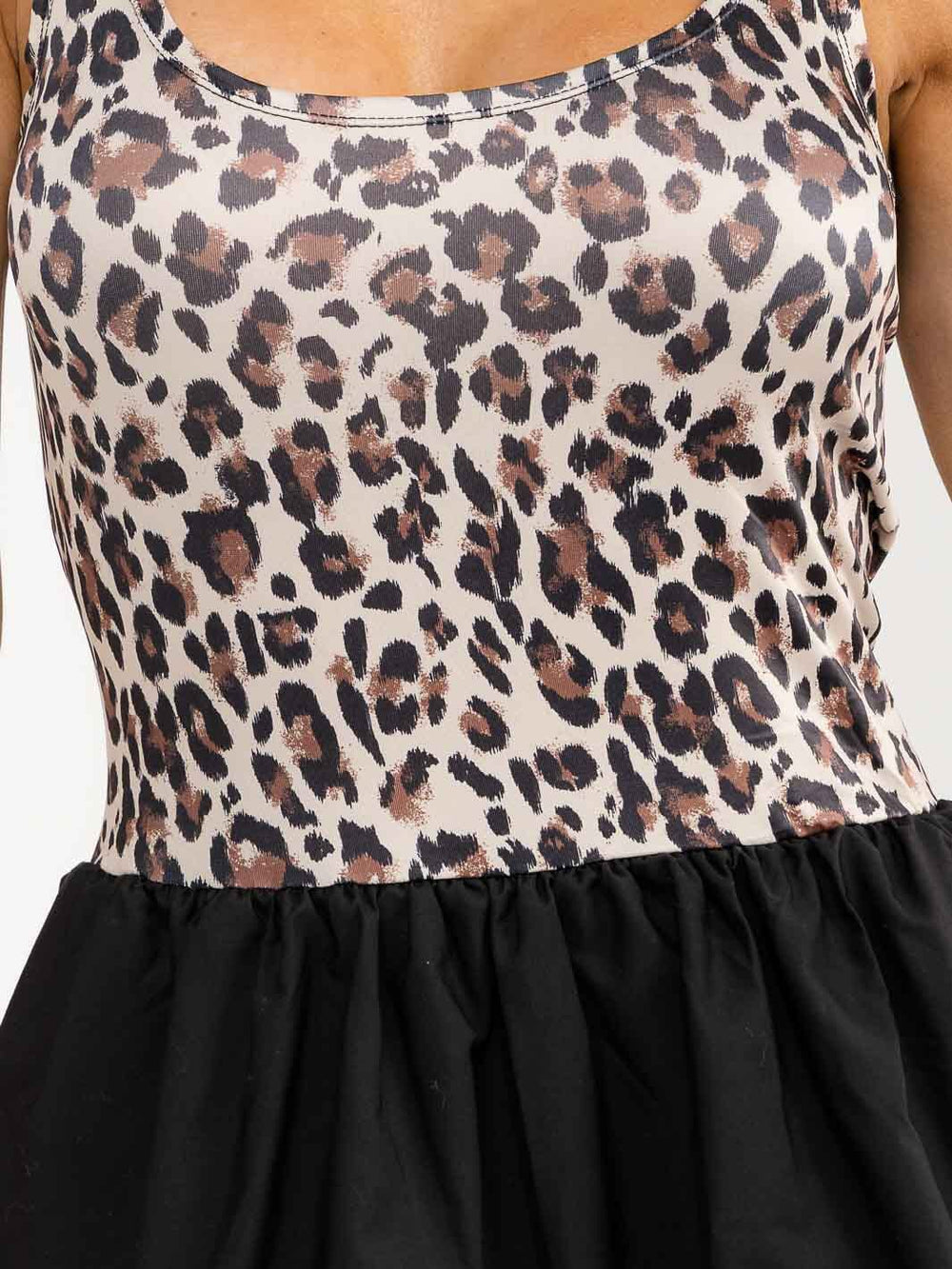 WOMEN'S SLEEVELESS ANIMAL PRINT CONTRAST MINI DRESS