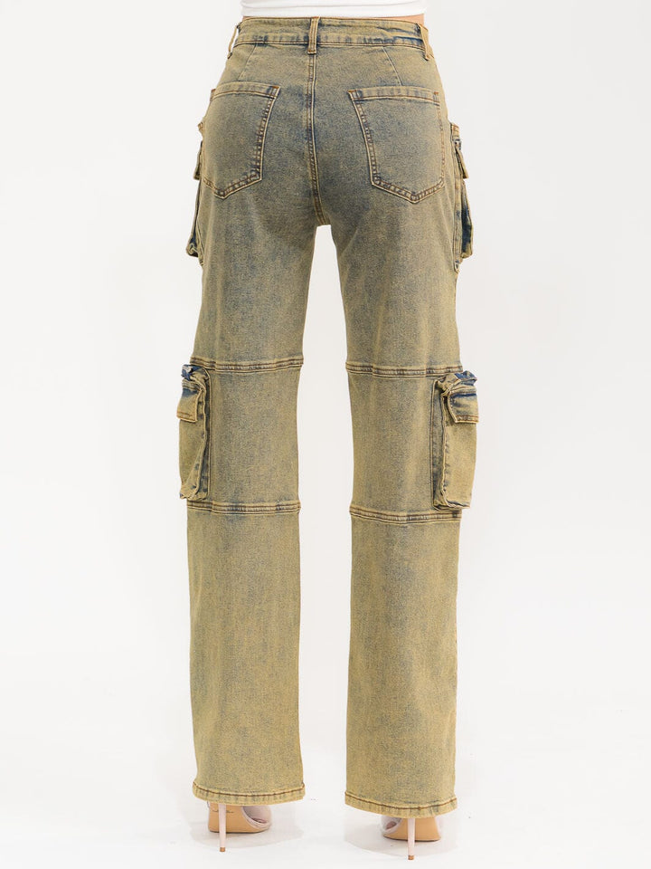 WOMEN'S BUTTON CLOSURE CARGO POCKETS WIDE LEG DENIM PANTS