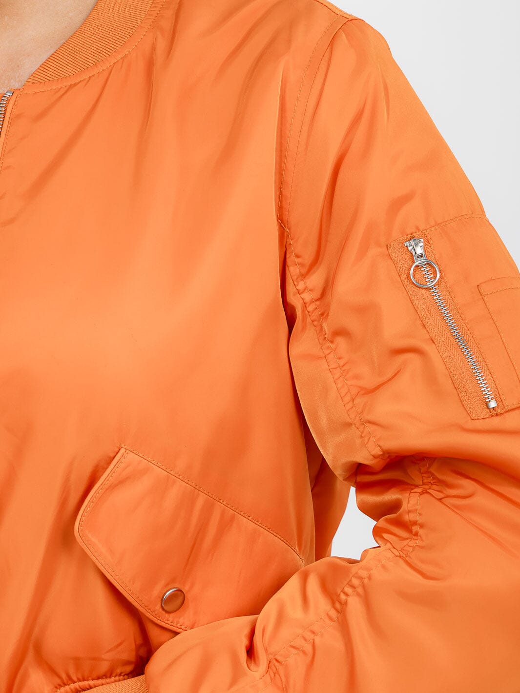 WOMEN'S LONG RUCHED SLEEVE ZIPPER CLOSURE POCKETS BOMBER JACKET