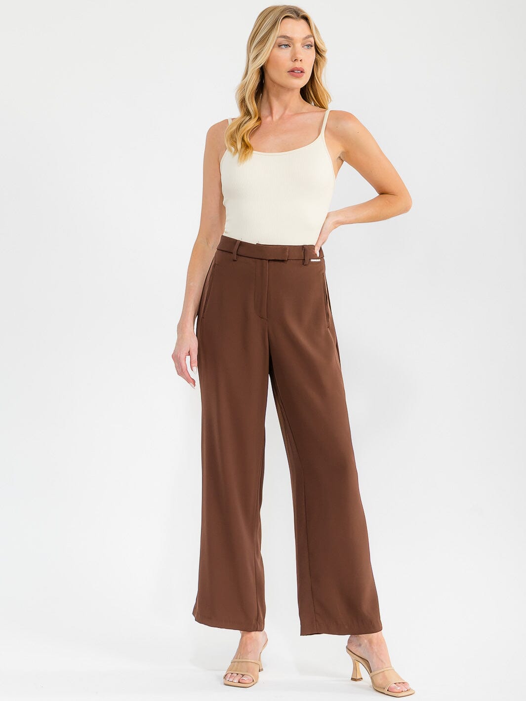 WOMEN'S BUTTON CLOSURE WIDE LEG PANTS