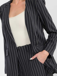 WOMEN'S BUTTON CLOSURE FRONT POCKETS STRIPES WIDE LEG PANTS