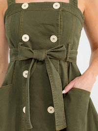 WOMEN'S SLEEVELESS BUTTON CLOSURE SELF TIE FRONT POCKETS MINI DRESS