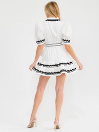 WOMEN'S SHORT SLEEVE DURPLICE SELF TIE FIT & FLARE TRIM DETAILED MINI DRESS