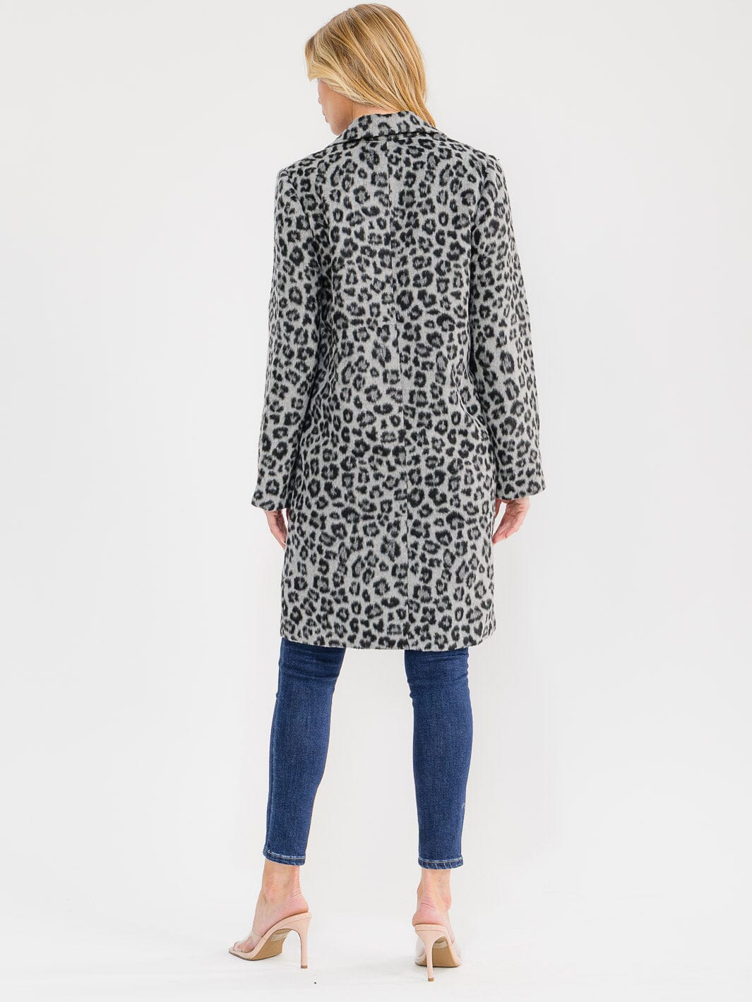 WOMEN'S LONG SLEEVE BUTTON CLOSURE FRONT POCKETS ANIMAL PRINT COAT