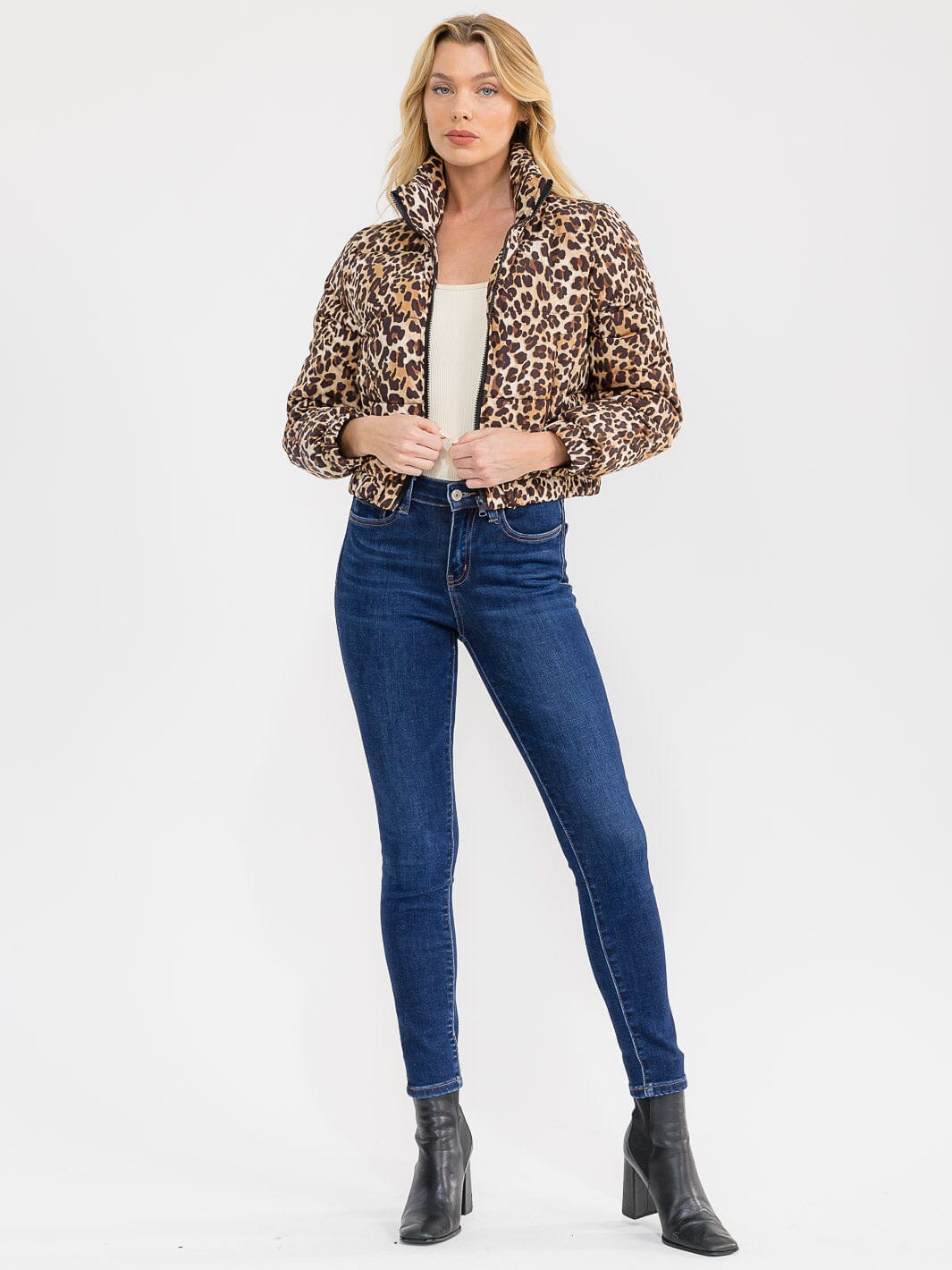 WOMEN'S LONG SLEEVE ZIPPER CLOSURE FRONT POCKETS ANIMAL PRINT PUFFER JACKET