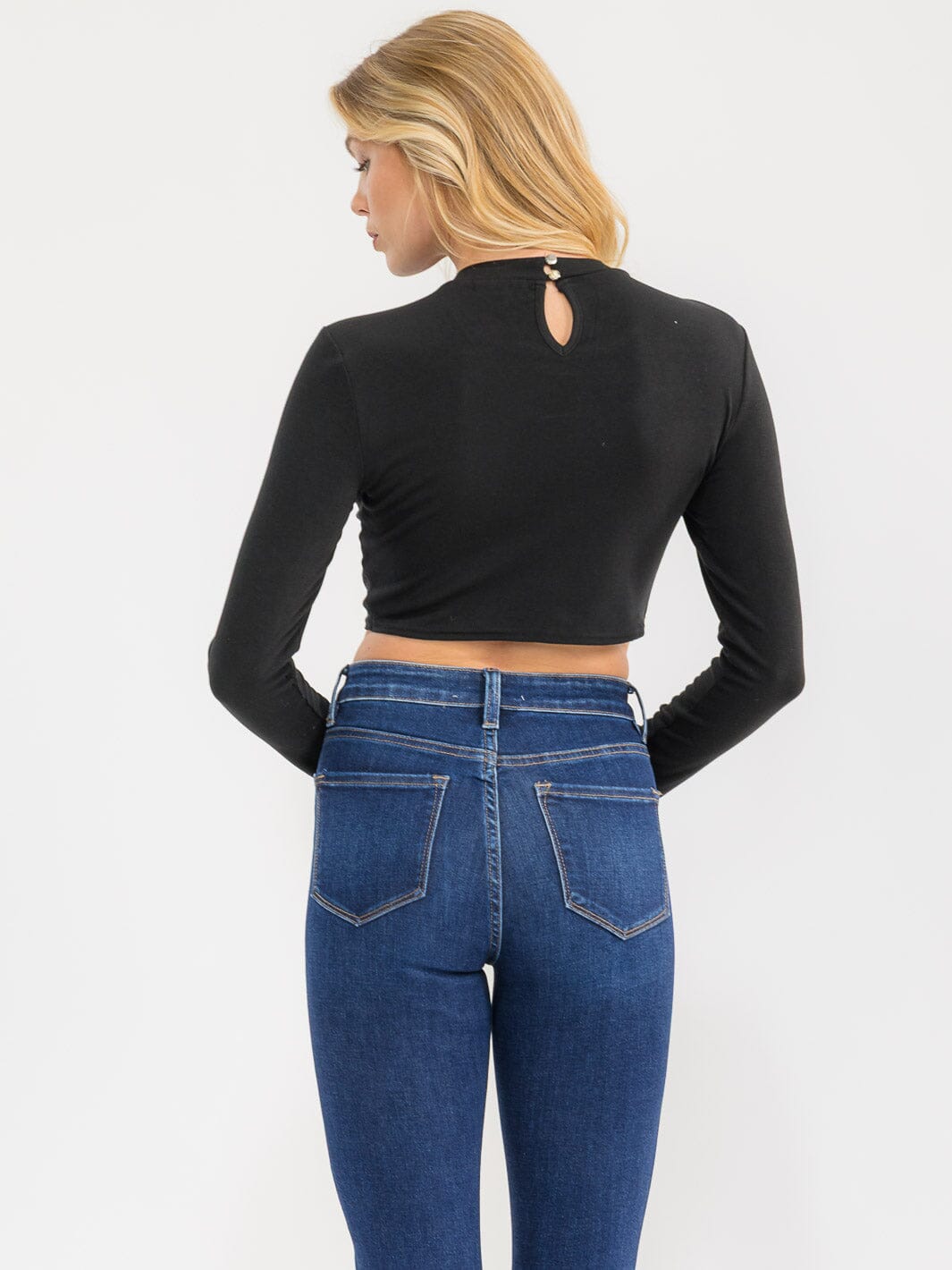 WOMEN'S LONG SLEEVE STUDS BOW CROP TOP