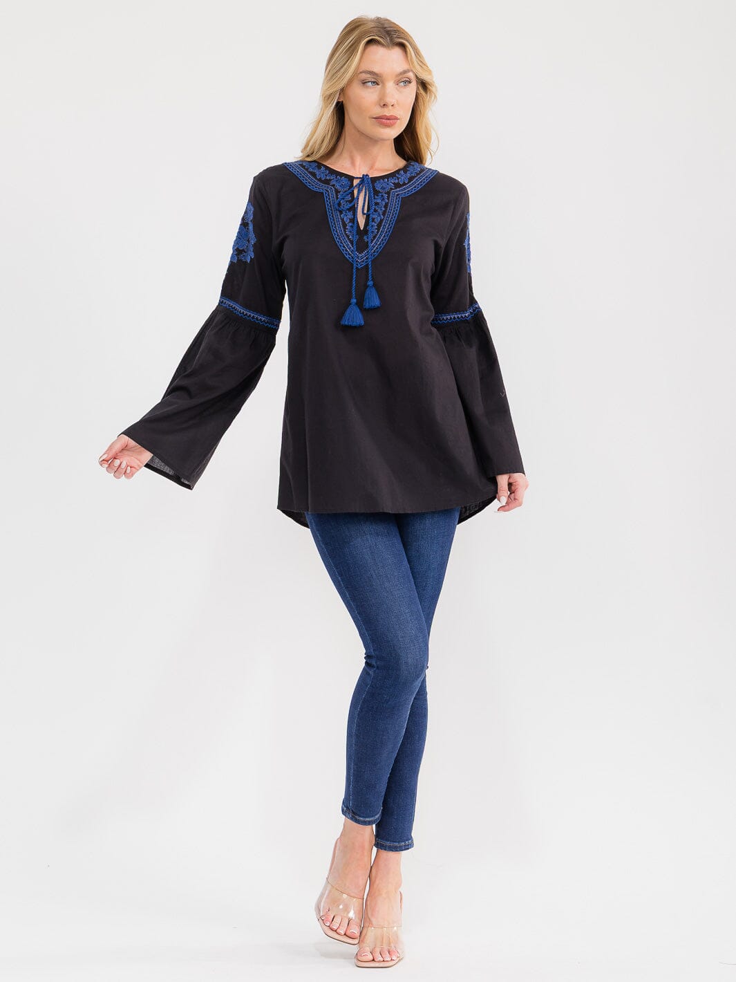 WOMEN'S LONG BELL SLEEVE V-NECK EMBROIDERY DETAILED TUNIC BLOUSE