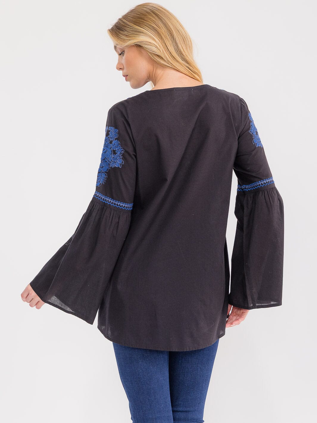 WOMEN'S LONG BELL SLEEVE V-NECK EMBROIDERY DETAILED TUNIC BLOUSE