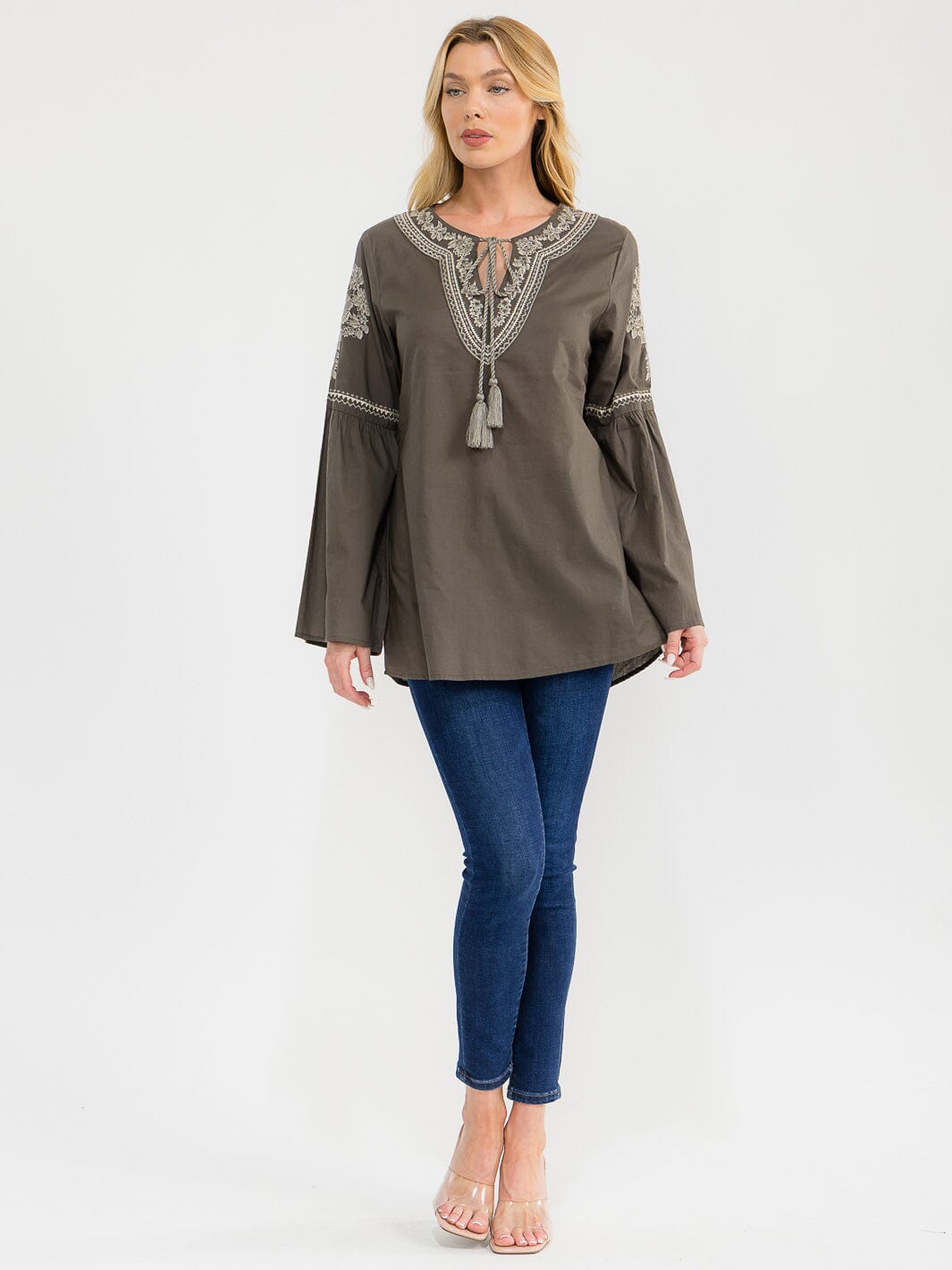 WOMEN'S LONG BELL SLEEVE V-NECK EMBROIDERY DETAILED TUNIC BLOUSE