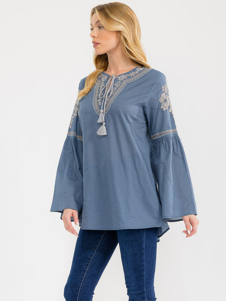 WOMEN'S LONG BELL SLEEVE V-NECK EMBROIDERY DETAILED TUNIC BLOUSE