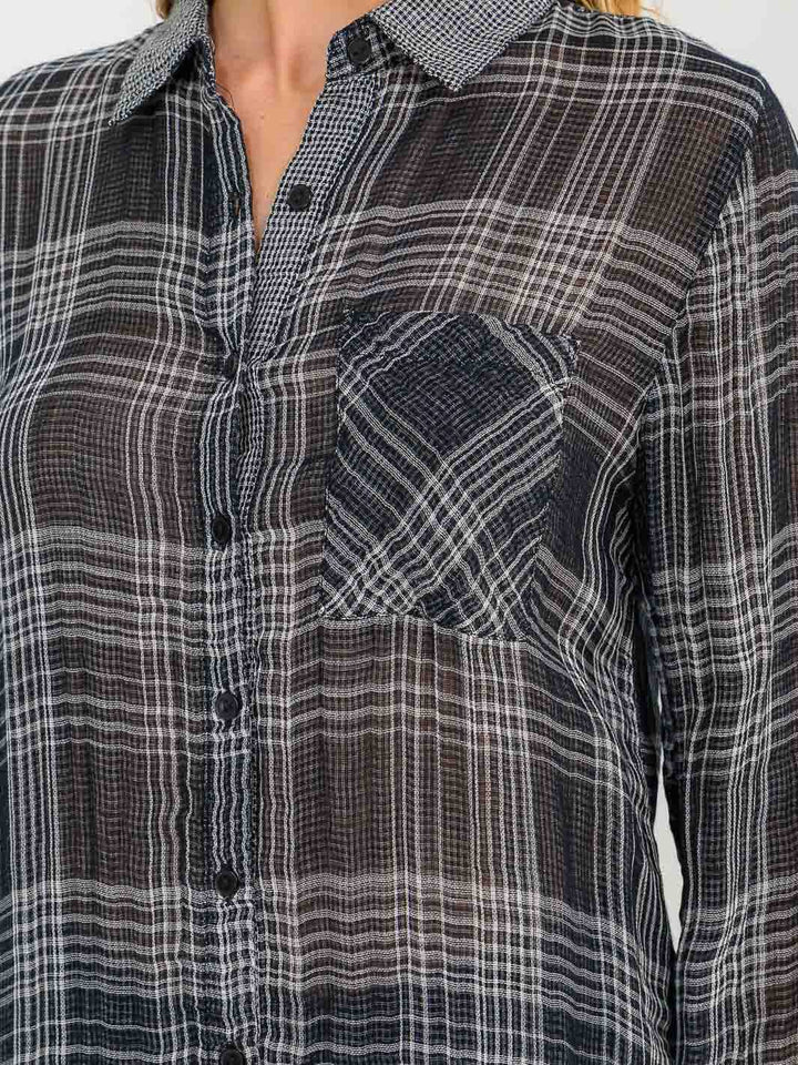 WOMEN'S LONG SLEEVE V-NECK BUTTON UP PLAID SHIRT