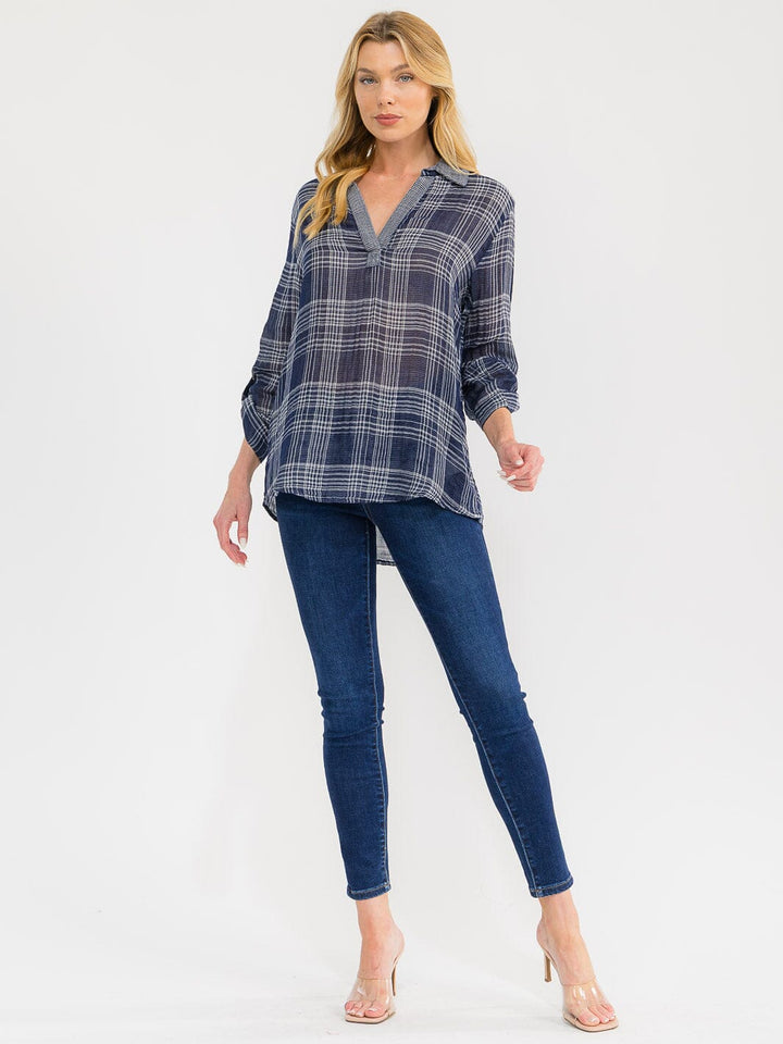WOMEN'S LONG SLEEVE V-NECK BUTTON UP PLAID SHIRT