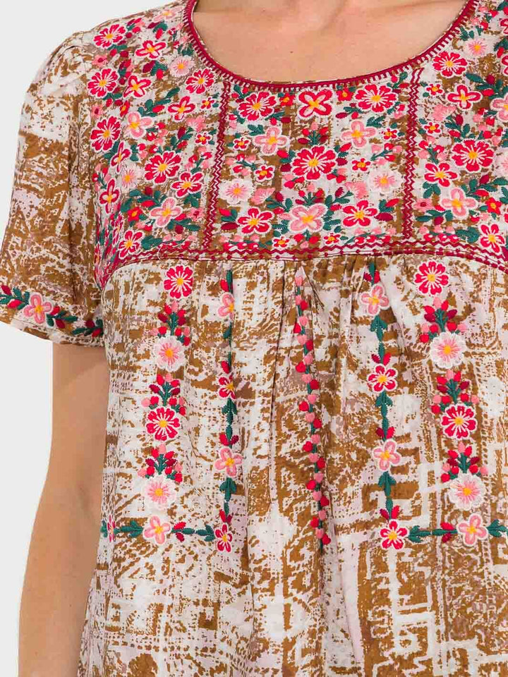 WOMEN'S SHORT SLEEVE EMBROIDERY FLORAL DETAILED TUNIC MULTI TOP