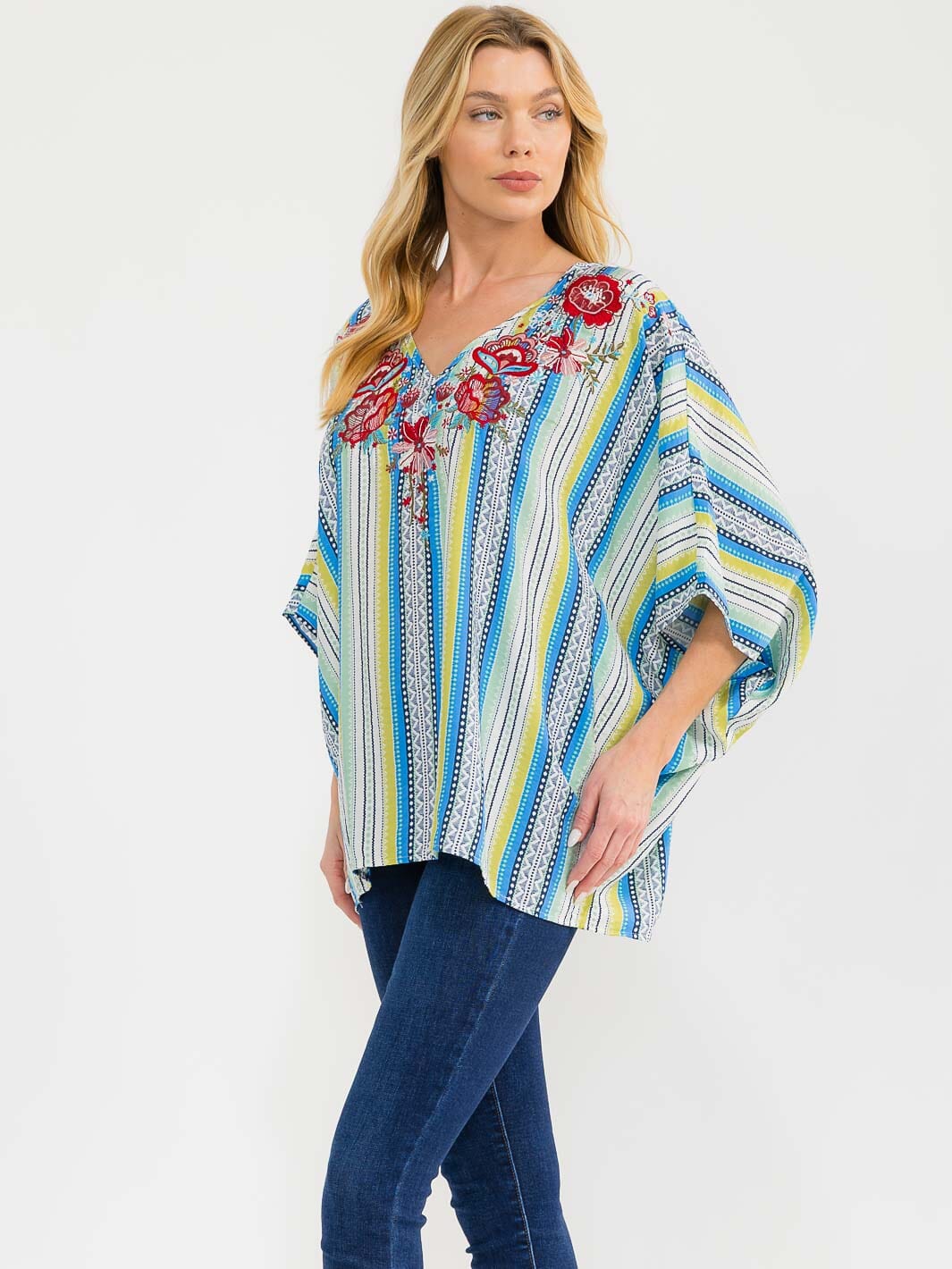 WOMEN'S SHORT SLEEVE V-NECK EMBROIDERY DETAILED TUNIC MULTI TOP