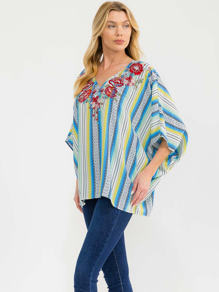 WOMEN'S SHORT SLEEVE V-NECK EMBROIDERY DETAILED TUNIC MULTI TOP