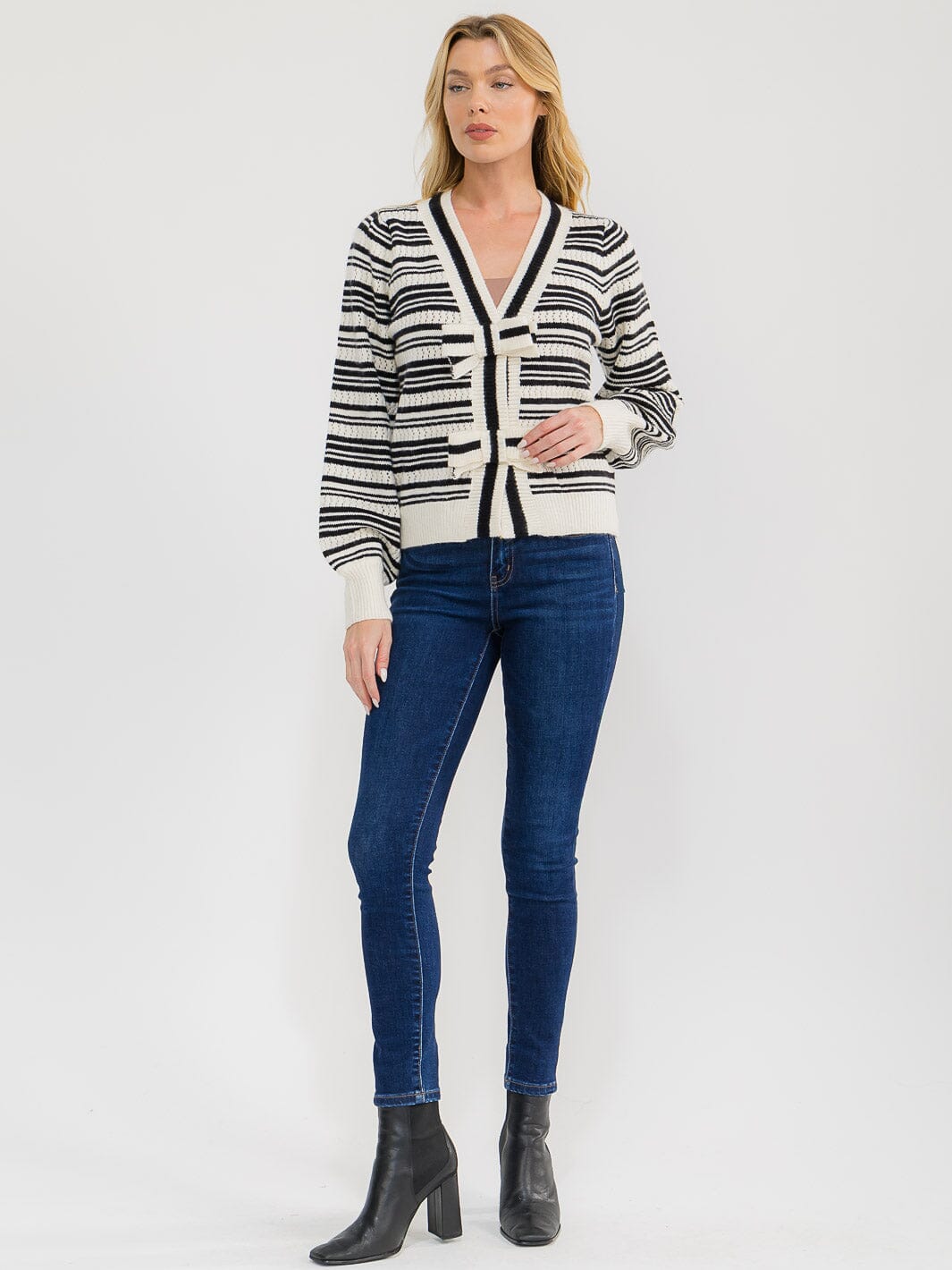 WOMEN'S LONG SLEEVE BUTTON UP KNIT COLORBLOCK STRIPES SWEATER