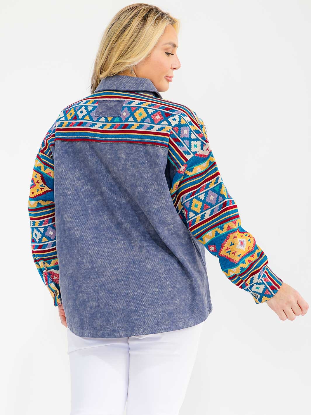 PLUS SIZE LONG SLEEVE BUTTON CLOSURE FRONT POCKETS PRINT DENIM JACKET