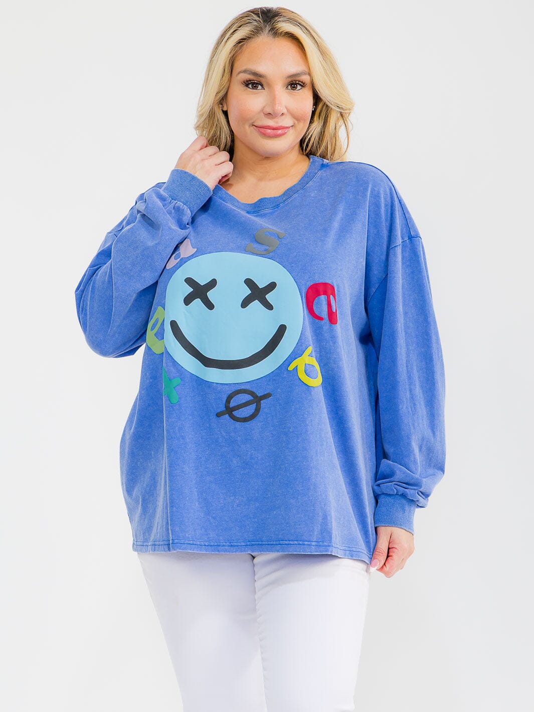 PLUS SIZE LONG SLEEVE GRAPHIC TOP