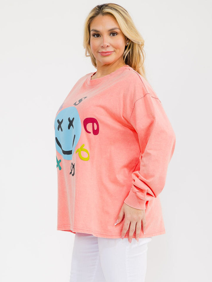 PLUS SIZE LONG SLEEVE GRAPHIC TOP