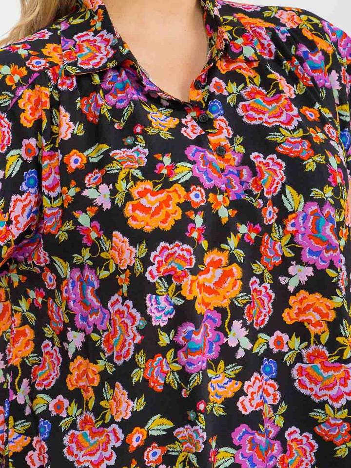 PLUS SIZE SHORT SLEEVE V-NECK FLROAL PRINT BLOUSE