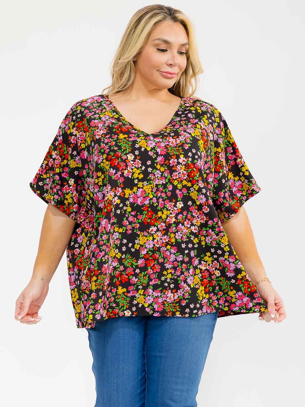 PLUS SIZE SHORT SLEEVE V-NECK FLROAL PRINT BLOUSE