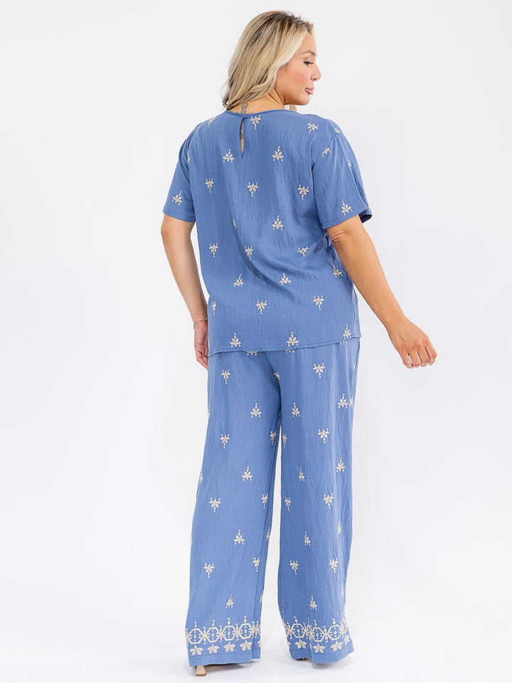 PLUS SIZE SHORT SLEEVE BLOUSE & ELASTIC WAIST PANTS EMBROIDERY 2PC. SET