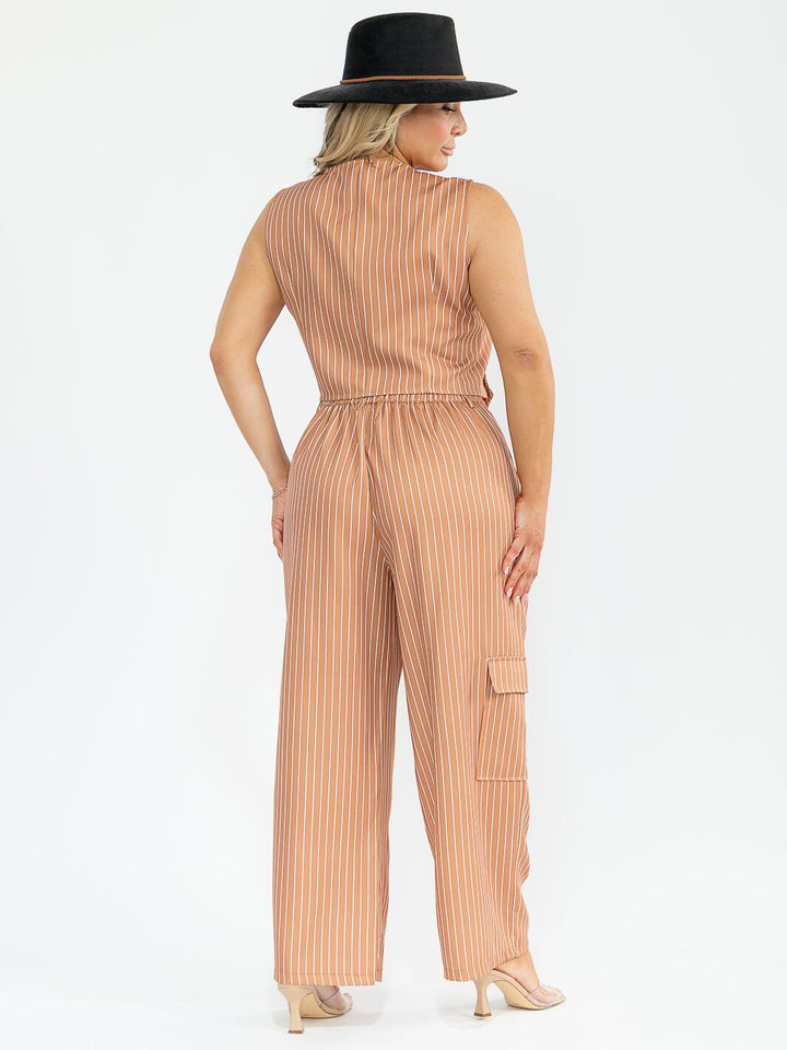 PLUS SIZE SLEEVELESS BLOUSE & BUTTON CLOSURE PANTS STRIPES DETAILED 2PC. SET
