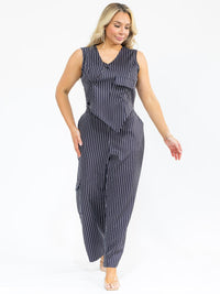 PLUS SIZE SLEEVELESS BLOUSE & BUTTON CLOSURE PANTS STRIPES DETAILED 2PC. SET