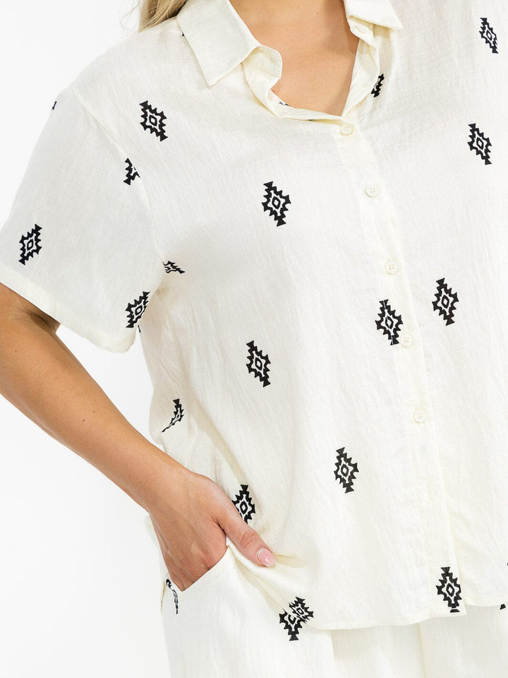 PLUS SIZE SHORT SLEEVE BLOUSE & ELASTIC WAIST PANTS MULTI PRINT 2PC. SET