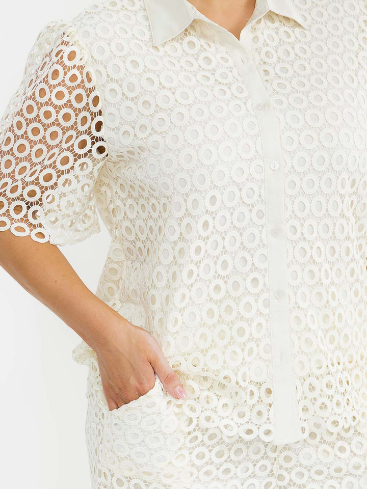 PLUS SIZE SHORT SLEEVE BLOUSE & ELASTIC WAIST SHORTS CROCHET 2PC. SET