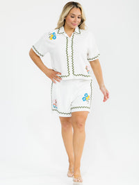 PLUS SIZE SHORT SLEEVE BLOUSE & ELASTIC WAIST SHORTS EMBROIDERY 2PC. SET