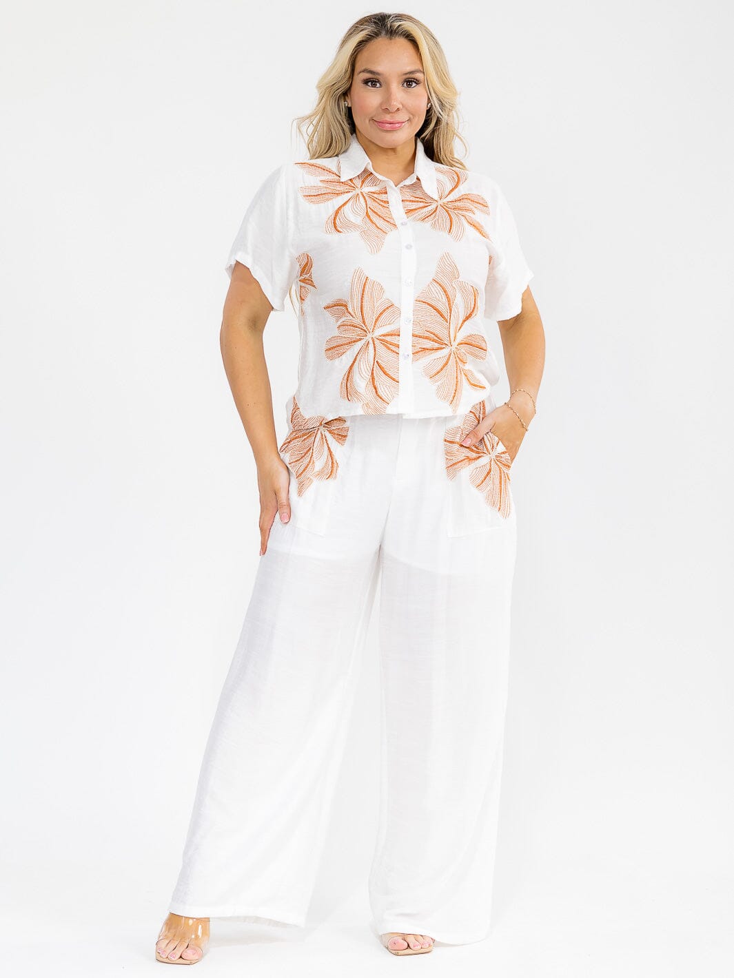 PLUS SIZE SHORT SLEEVE BLOUSE & ELASTIC WAIST PANTS FLORAL EMBROIDERY 2PC. SET