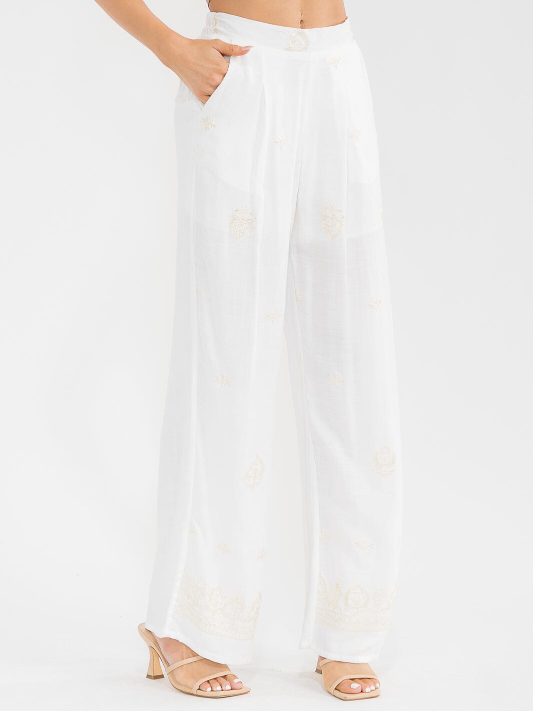 WOMEN'S ELASTIC WAIST FRONT POCKETS STRAIGHT LEG EMBROIDERY PANTS