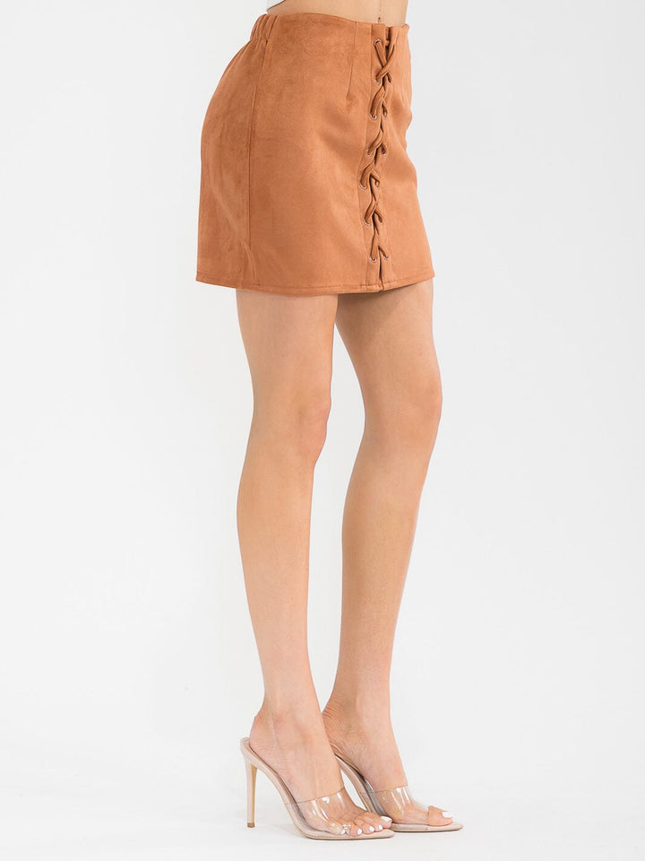 WOMEN'S ZIPPER CLOSURE FRONT LACE UP VELVET MINI SKIRT