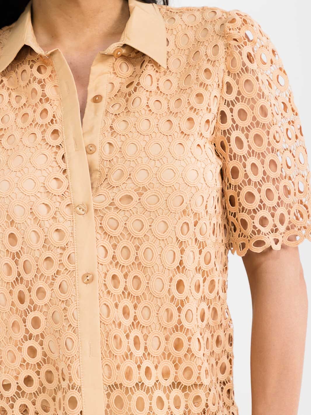 WOMEN'S SHORT SLEEVE BLOUSE & ELASTIC WAIST SHORTS CROCHET 2PC. SET