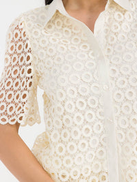 WOMEN'S SHORT SLEEVE BLOUSE & ELASTIC WAIST SHORTS CROCHET 2PC. SET