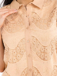 WOMEN'S SHORT SLEEVE BLOUSE & ELASTIC WAIST SHORTS CROCHET 2PC. SET