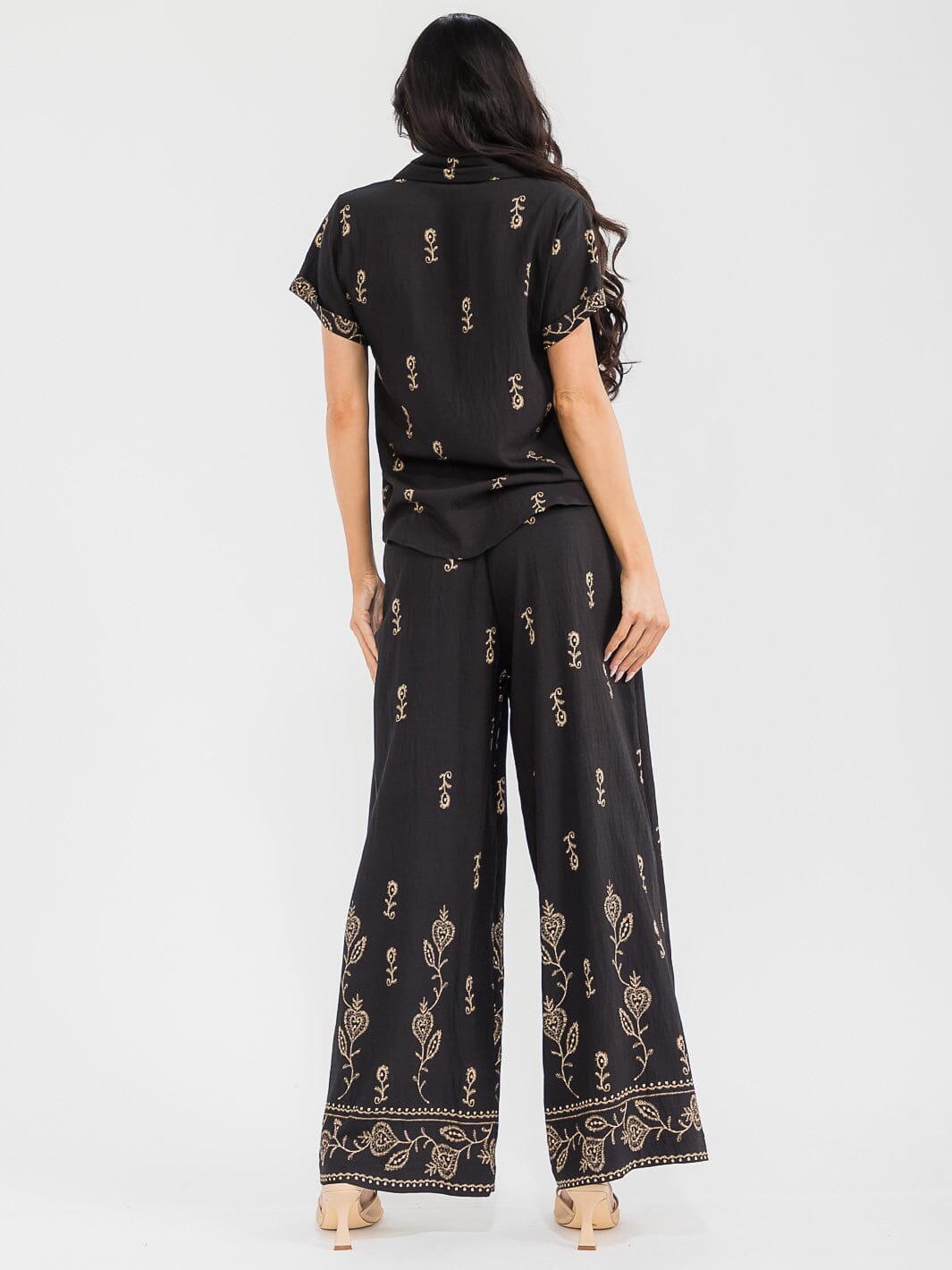 WOMEN'S SHORT SLEEVE BLOUSE & ELASTIC WAIST PANTS EMBROIDERY 2PC. SET