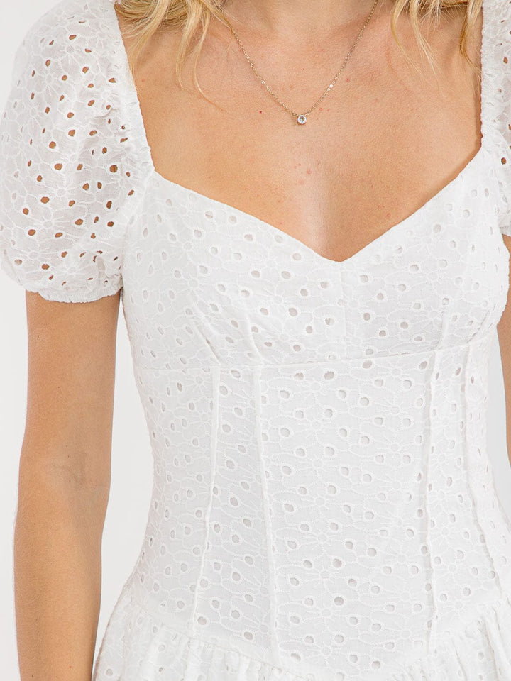 WOMEN'S SHORT SLEEVE HEART NECK FULLY LINED EYELET MINI DRESS