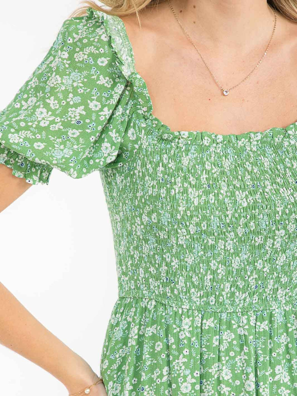 WOMEN'S SHORT SLEEVE SQUARE NECK FLORAL SMOCK MINI DRESS